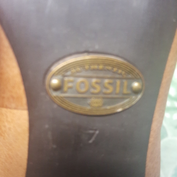 Fossil leather pumps with chunky stacked heel - Picture 11 of 12